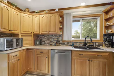 S73W16773  Briargate Ln, Muskego, WI 53150 - Photo 12