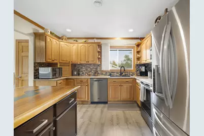 S73W16773  Briargate Ln, Muskego, WI 53150 - Photo 10