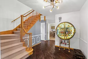 2412 W Chestnut Rd, Mequon, WI 53092 - Photo 20