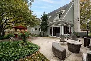 2412 W Chestnut Rd, Mequon, WI 53092 - Photo 32