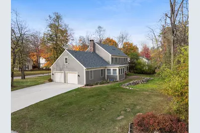 1127  Tanglewood Rd, Manitowoc, WI 54220 - Photo 14