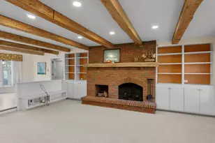 1127 Tanglewood Rd, Manitowoc, WI 54220 - Photo 32