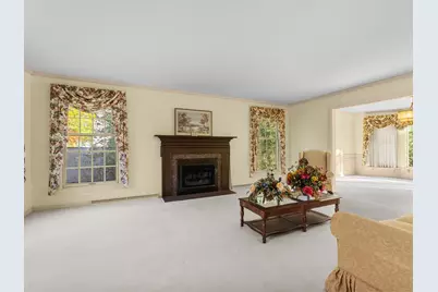 1127  Tanglewood Rd, Manitowoc, WI 54220 - Photo 24