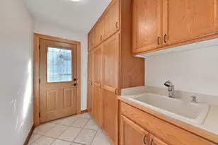 19775 Trilby Ct, Brookfield, WI 53045 - Photo 18