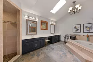 19775 Trilby Ct, Brookfield, WI 53045 - Photo 24