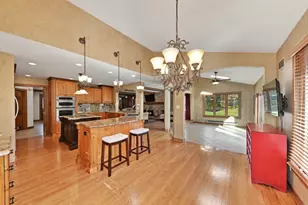 19775 Trilby Ct, Brookfield, WI 53045 - Photo 12