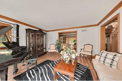 19775  Trilby Ct, Brookfield, WI 53045 - Photo 6