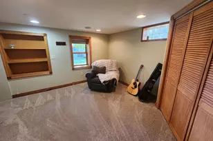 2408 S Teut Rd, Burlington, WI 53105 - Photo 32