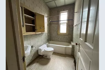 1764 N 74th St, Wauwatosa, WI 53213 - Photo 18