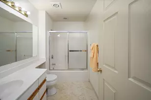 500 W Bender Rd, Glendale, WI 53217 - Photo 20