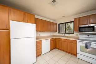 500 W Bender Rd, Glendale, WI 53217 - Photo 4