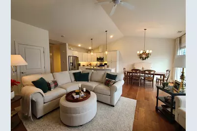 605  Cadence Cir, Lake Geneva, WI 53147 - Photo 16