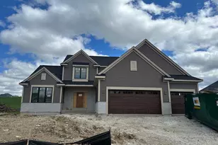 3809 White Oak Way, Waukesha, WI 53188 - Photo 2