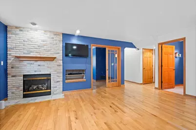 1725 N 18th St, Milwaukee, WI 53205 - Photo 10