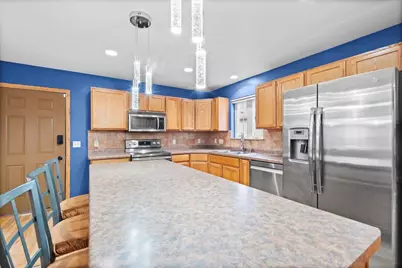 1725 N 18th St, Milwaukee, WI 53205 - Photo 6