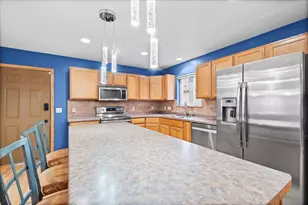 1725 N 18th St, Milwaukee, WI 53205 - Photo 6