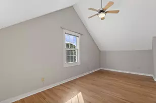 4918 N Berkeley Blvd, Whitefish Bay, WI 53217 - Photo 26