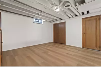 4918 N Berkeley Blvd, Whitefish Bay, WI 53217 - Photo 30