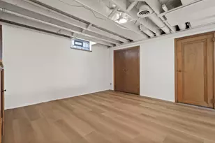 4918 N Berkeley Blvd, Whitefish Bay, WI 53217 - Photo 30