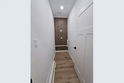 5766 N 42nd St, Milwaukee, WI 53209 - Photo 12