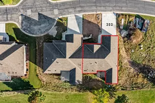 303 Fairway Meadows Ln, Sheboygan Falls, WI 53085 - Photo 6