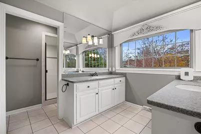 9254 W Wyndham Hills Ct, Franklin, WI 53132 - Photo 28