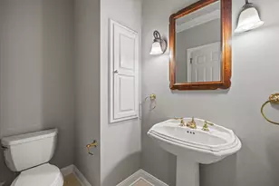 9254 W Wyndham Hills Ct, Franklin, WI 53132 - Photo 24