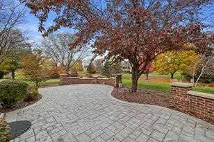 9254 W Wyndham Hills Ct, Franklin, WI 53132 - Photo 62