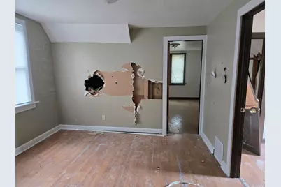 5326 N 38th St, Milwaukee, WI 53209 - Photo 8