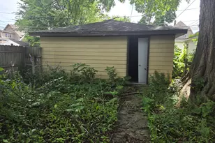 5326 N 38th St, Milwaukee, WI 53209 - Photo 18