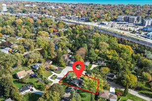 723 W Riverview Dr, Glendale, WI 53209 - Photo 24