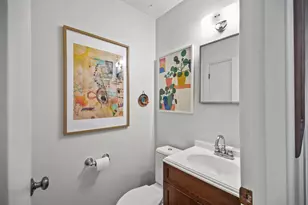 723 W Riverview Dr, Glendale, WI 53209 - Photo 10