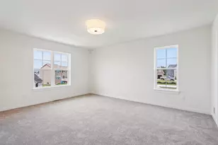 665 Mary Way, Slinger, WI 53086 - Photo 10