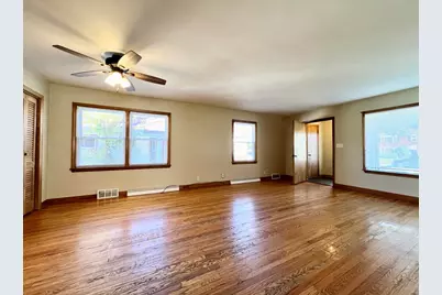 3625 N 58th St, Milwaukee, WI 53216 - Photo 8