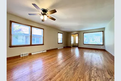 3625 N 58th St, Milwaukee, WI 53216 - Photo 6