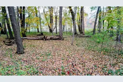 1993  Riverview Trl, Saukville, WI 53021 - Photo 8