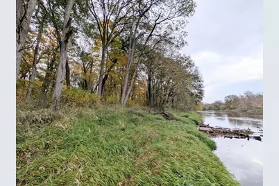 1993  Riverview Trl, Saukville, WI 53021 - Photo 10