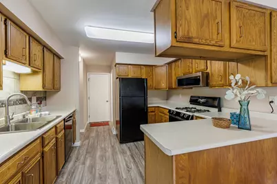 3380  East Ave, La Crosse, WI 54601 - Photo 6