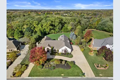 5740  Woodland Hills Dr, Racine, WI 53406 - Photo 92