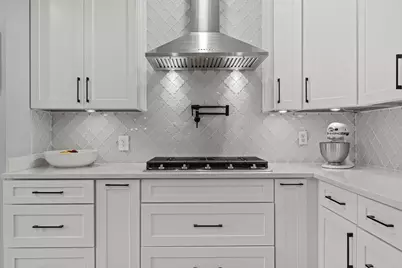 5740  Woodland Hills Dr, Racine, WI 53406 - Photo 12