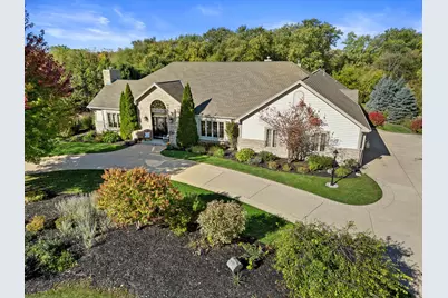 5740  Woodland Hills Dr, Racine, WI 53406 - Photo 96