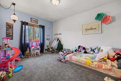 5740  Woodland Hills Dr, Racine, WI 53406 - Photo 62