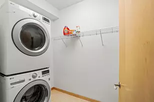 311 E Erie St, Milwaukee, WI 53202 - Photo 34