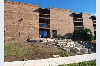 9002 W Lisbon Ave #208, Milwaukee, WI 53222 - Photo 2