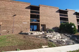 9002 W Lisbon Ave, Milwaukee, WI 53222 - Photo 2