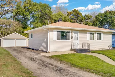 2002  84th St, Kenosha, WI 53143 - Photo 2