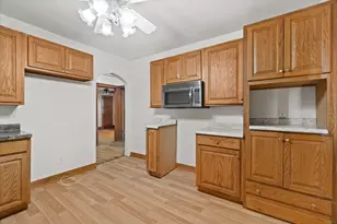 1504 S 71st St, West Allis, WI 53214 - Photo 24