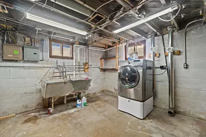 1504 S 71st St, West Allis, WI 53214 - Photo 40