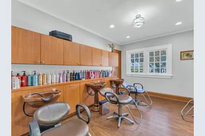 2932  Northwestern Ave, Racine, WI 53404 - Photo 10