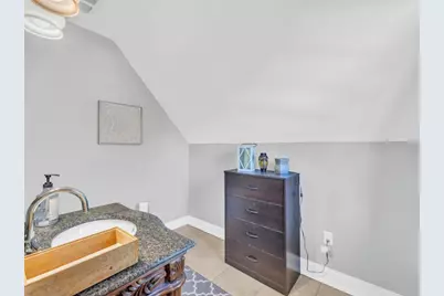 2932  Northwestern Ave, Racine, WI 53404 - Photo 18